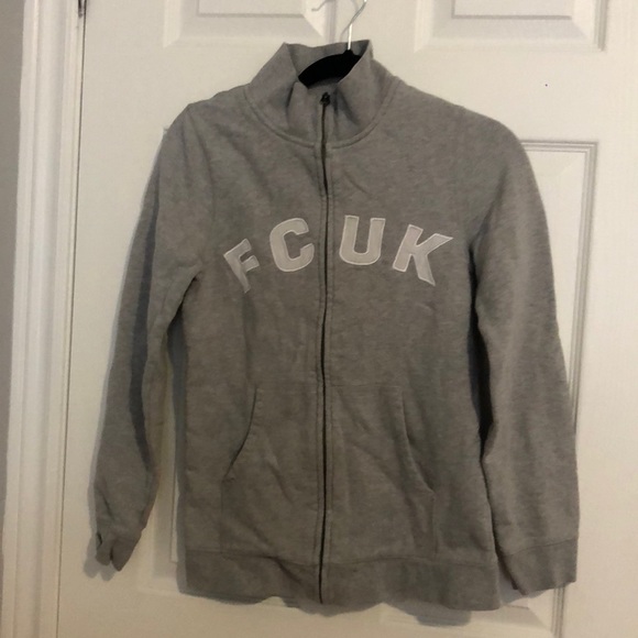 Sweater - Picture 1 of 2